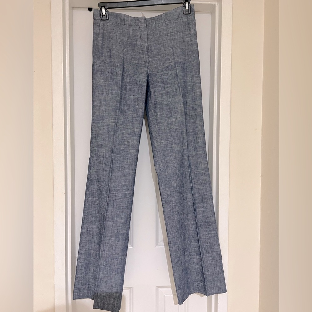 Oscar De La Renta long trouser. Size 6 denim blue.